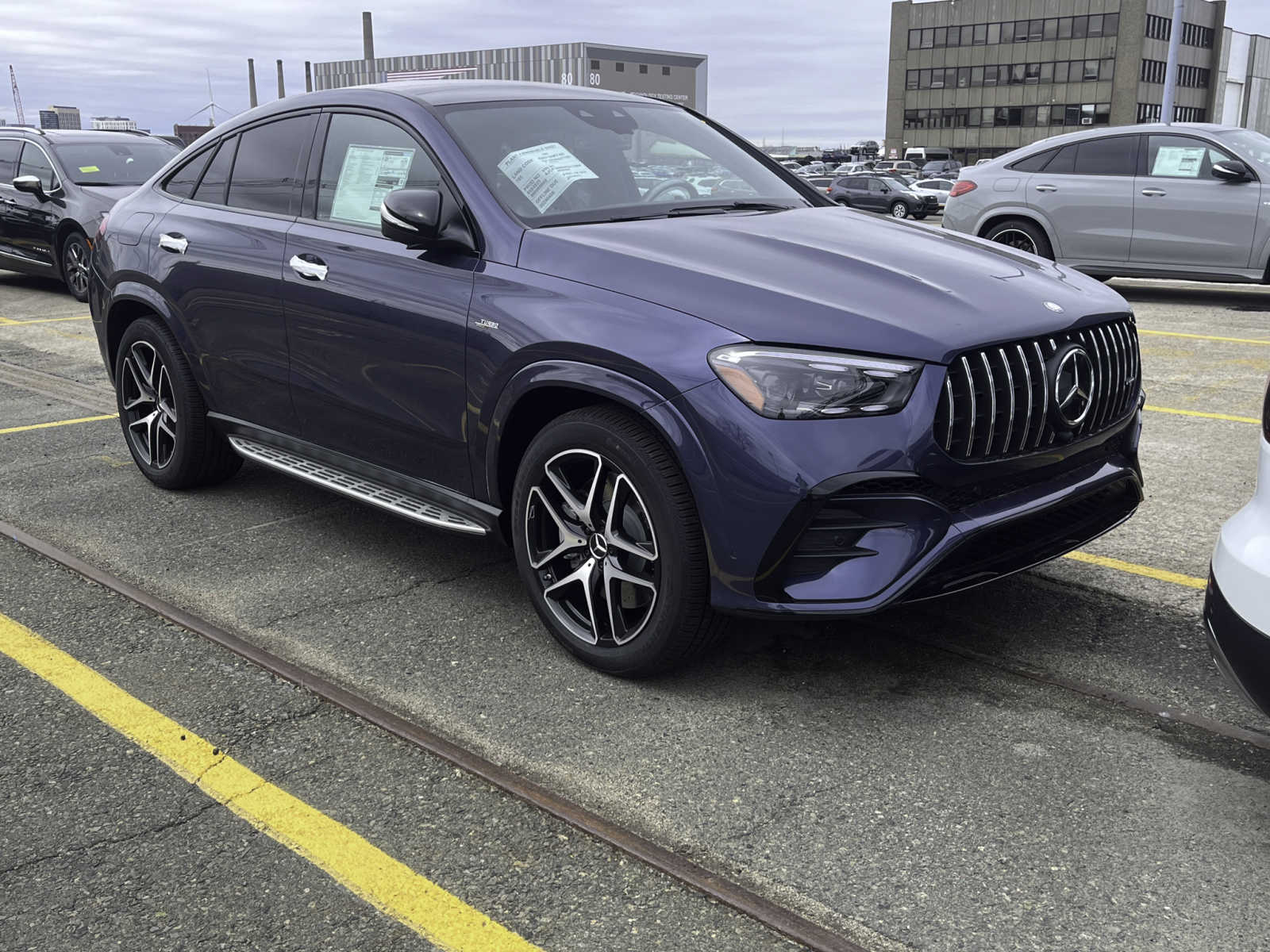 new 2024 Mercedes-Benz AMG GLE 53 car