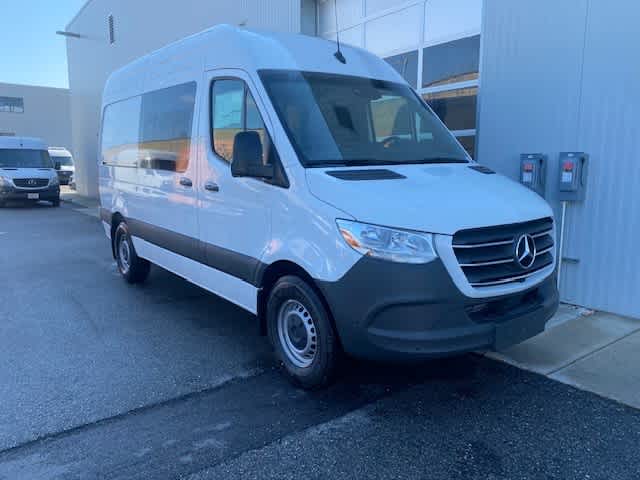 new 2024 Mercedes-Benz Sprinter car