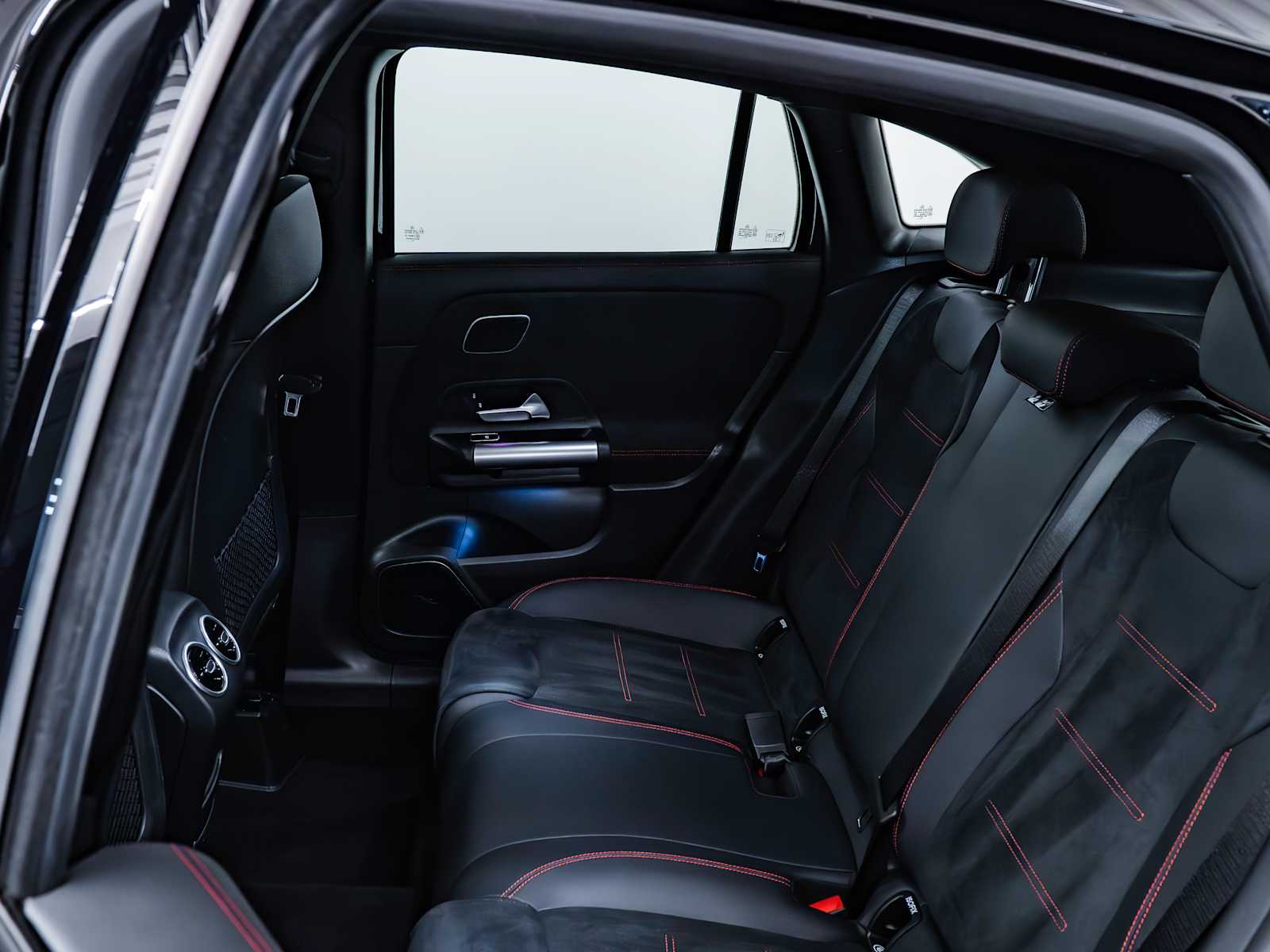 used 2025 Mercedes-Benz GLA 250 car, priced at $50,398