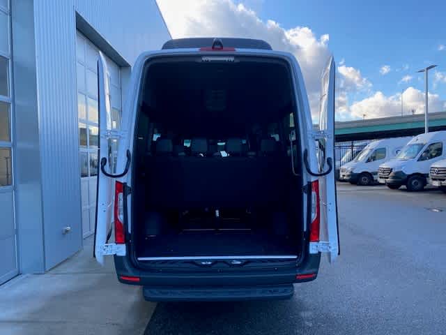 new 2025 Mercedes-Benz Sprinter car