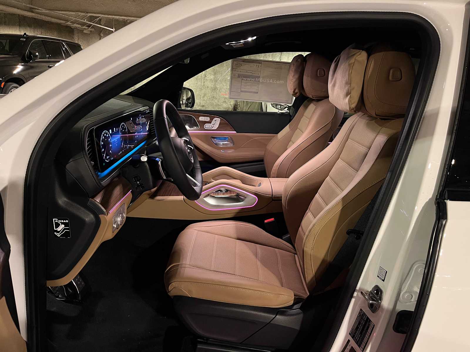 new 2025 Mercedes-Benz GLS 450 car
