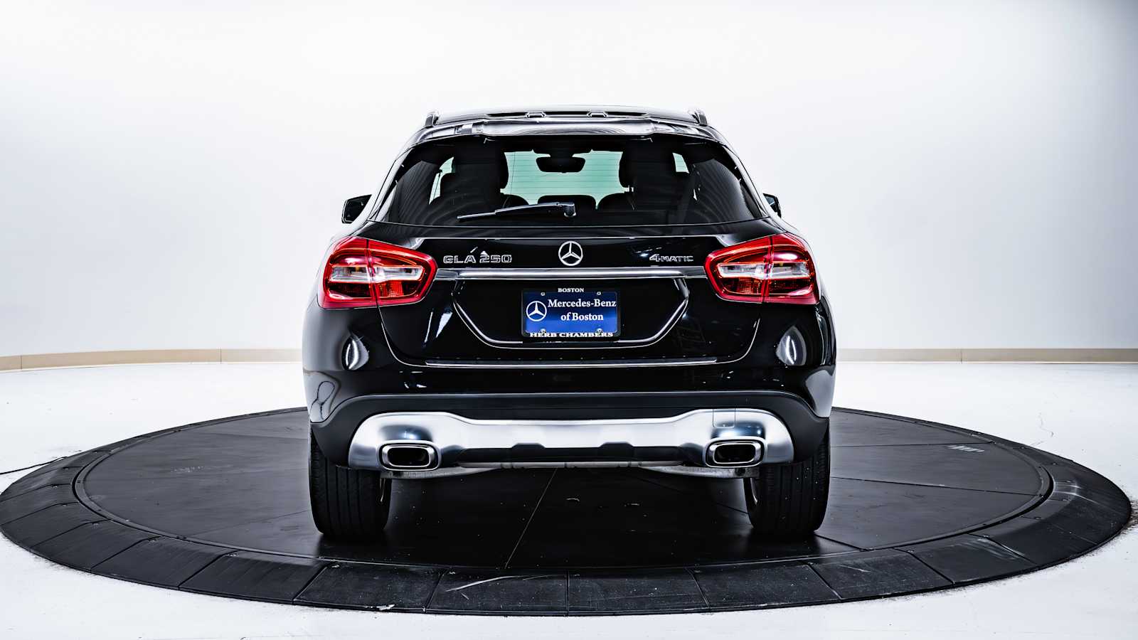 used 2018 Mercedes-Benz GLA 250 car, priced at $17,398