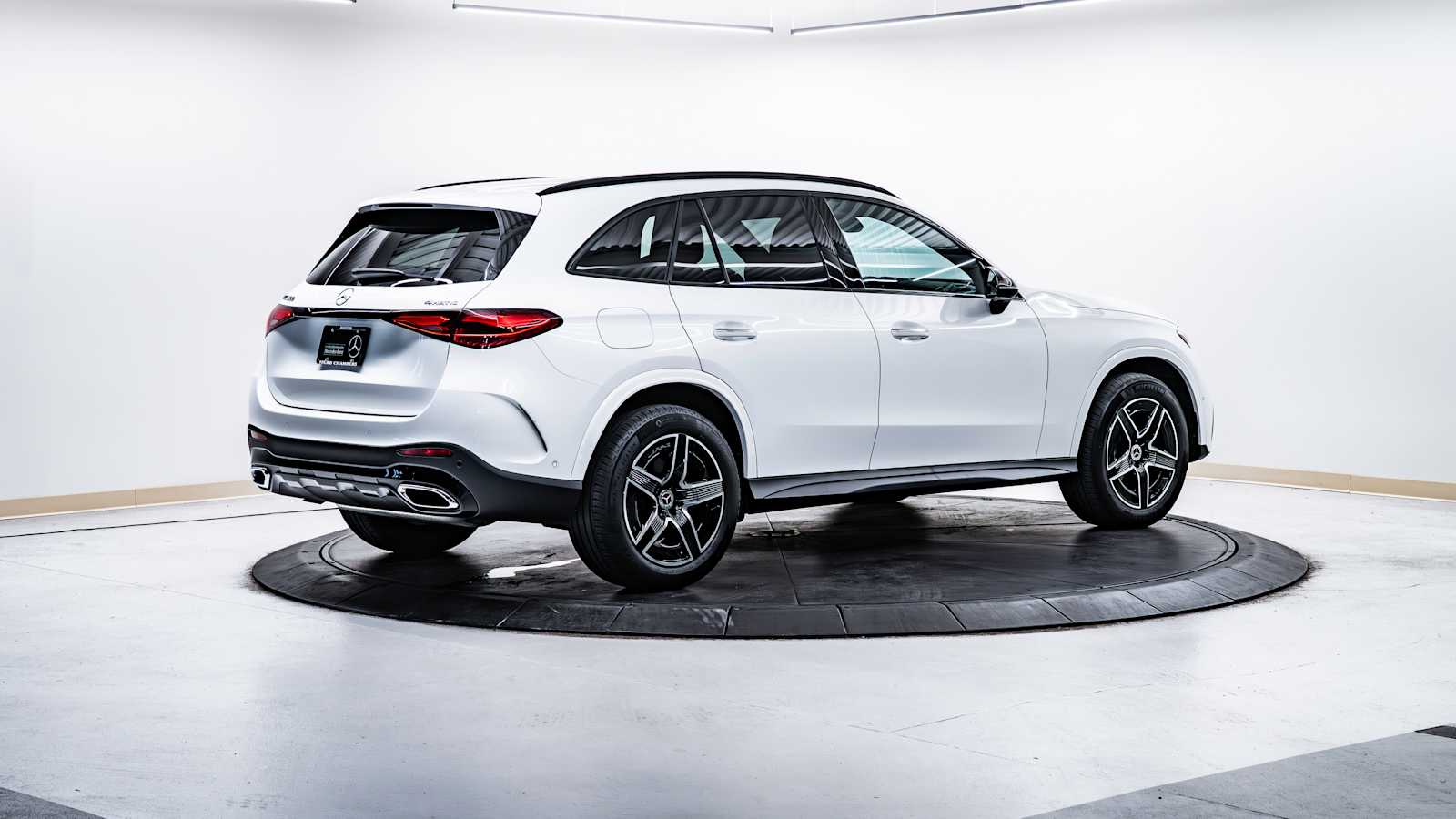 used 2025 Mercedes-Benz GLC 300 car, priced at $51,898
