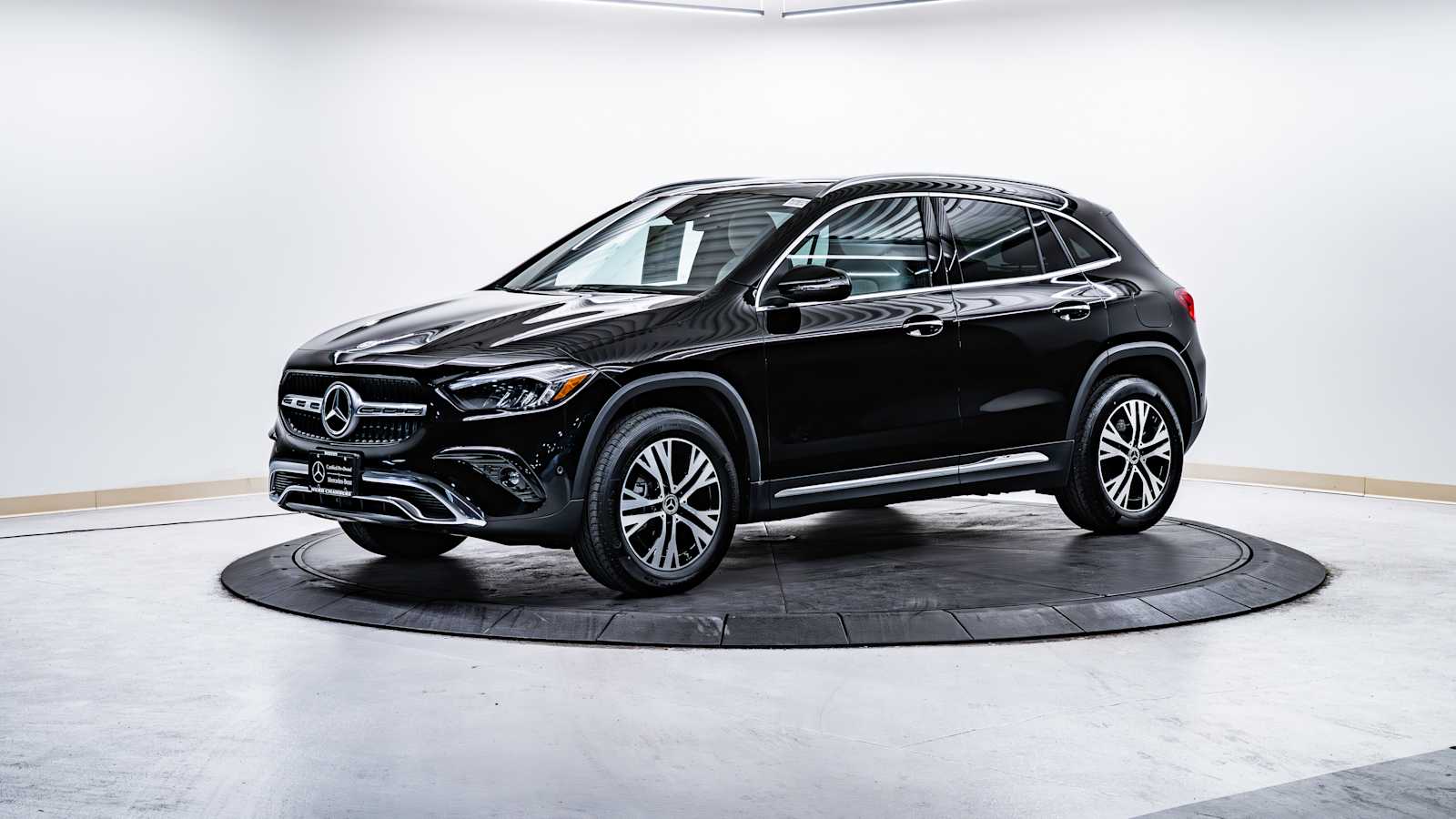 used 2025 Mercedes-Benz GLA 250 car, priced at $43,888