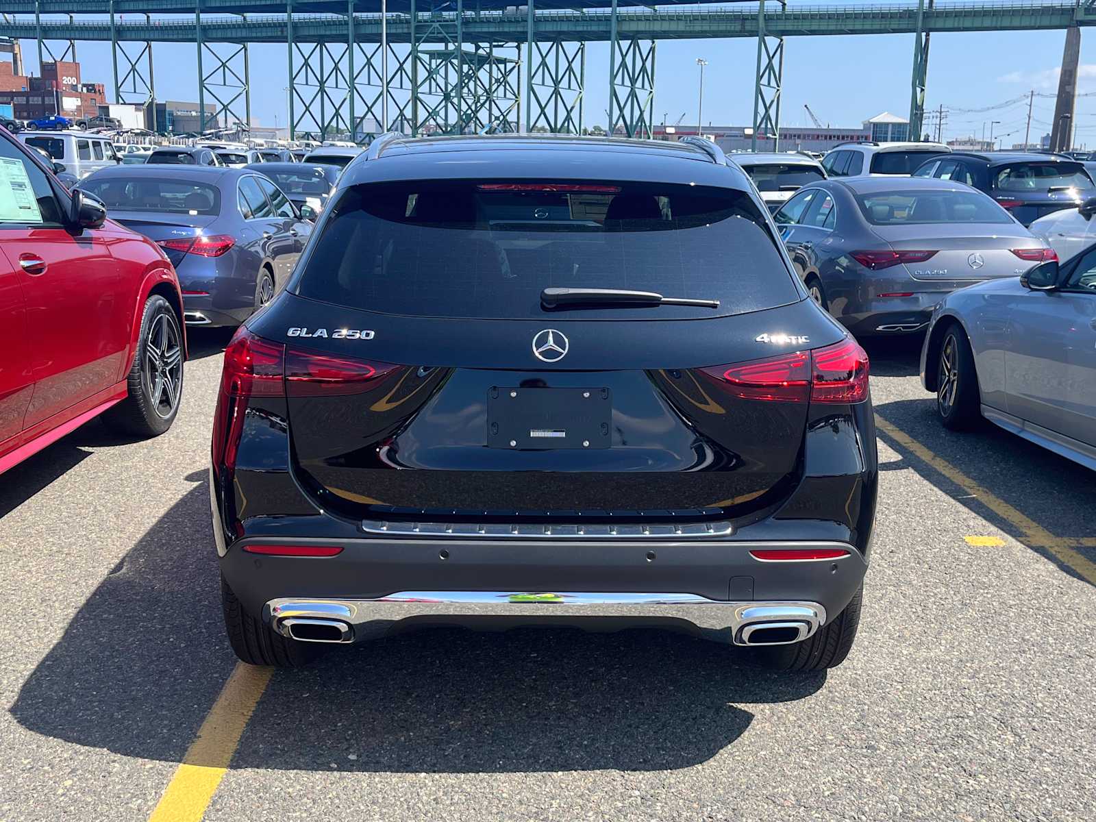 new 2025 Mercedes-Benz GLA 250 car