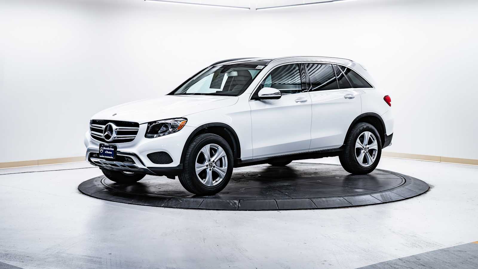 used 2018 Mercedes-Benz GLC 300 car, priced at $17,938