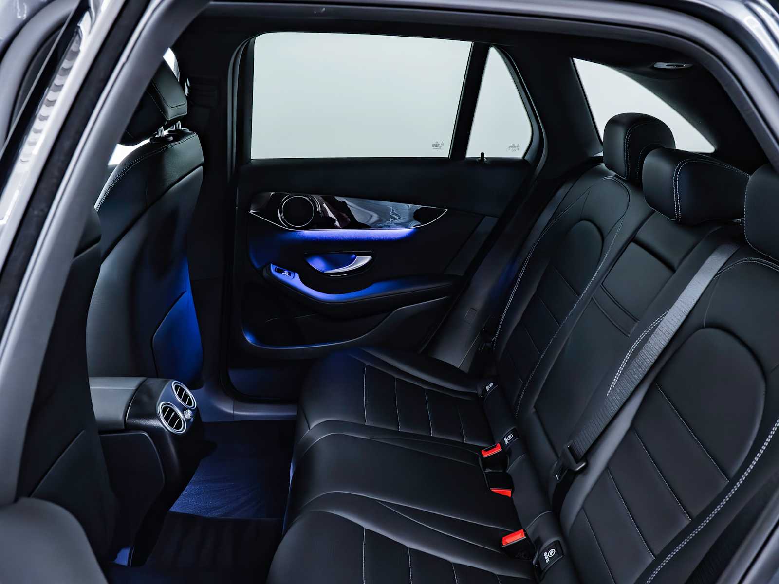 used 2022 Mercedes-Benz GLC 300 car, priced at $37,998