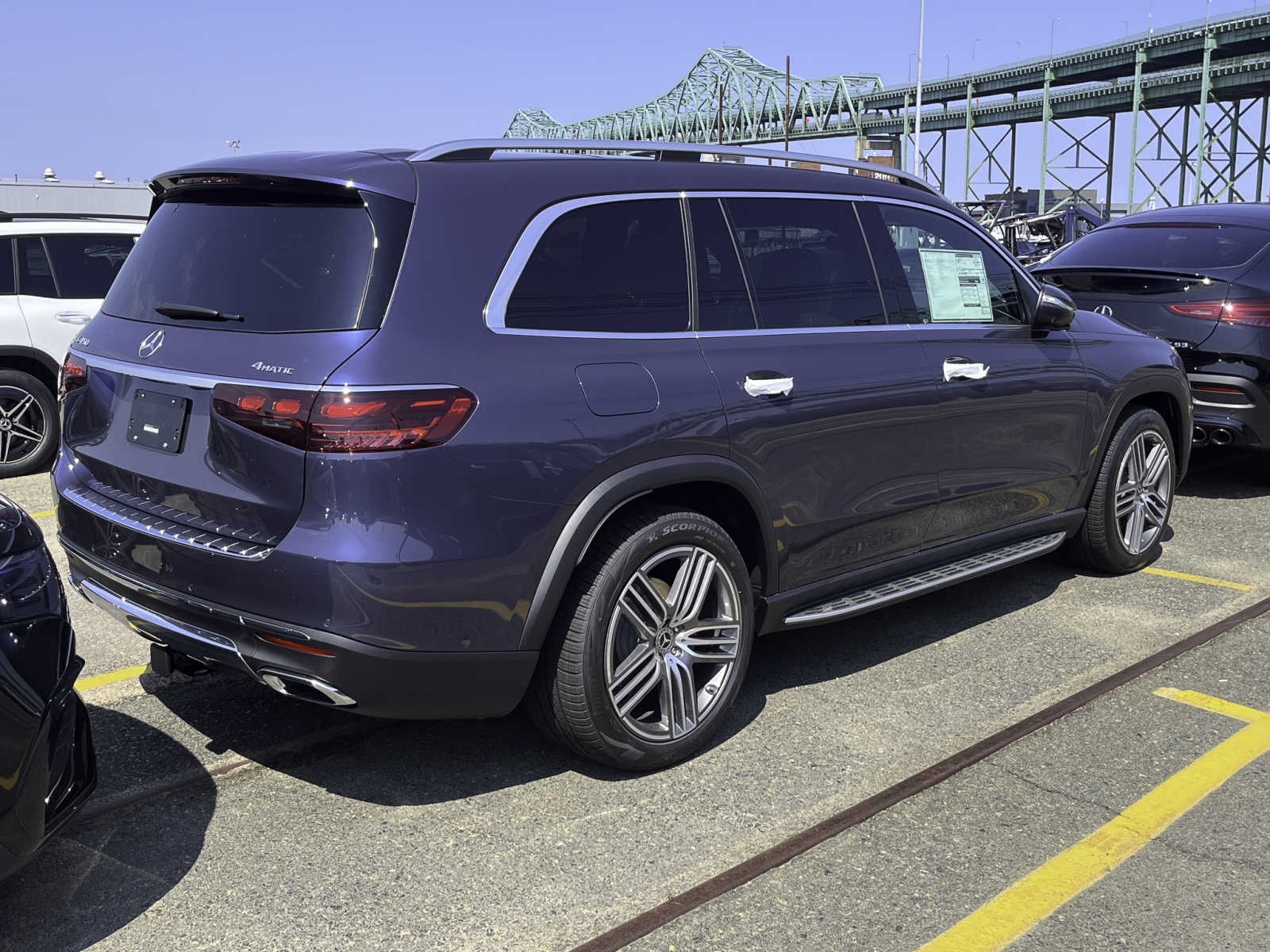 new 2024 Mercedes-Benz GLS 450 car