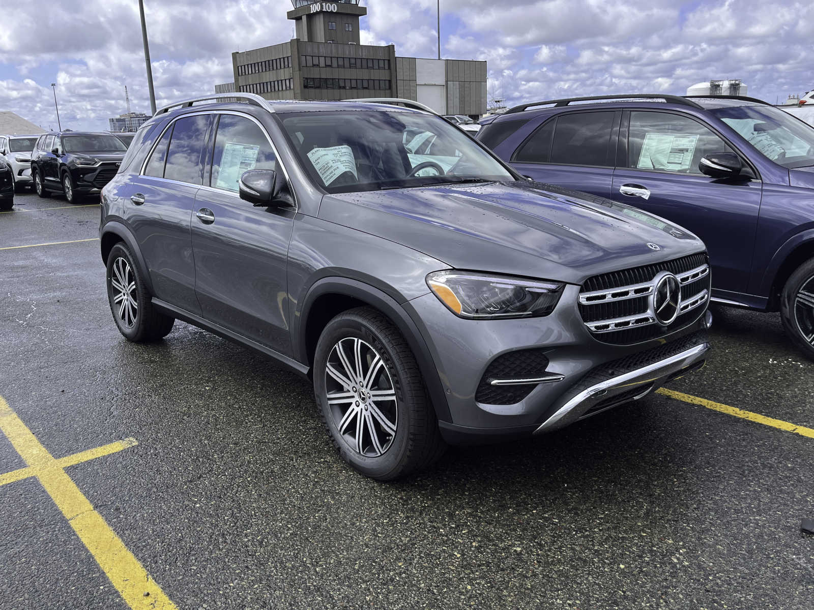 new 2024 Mercedes-Benz GLE 350 car