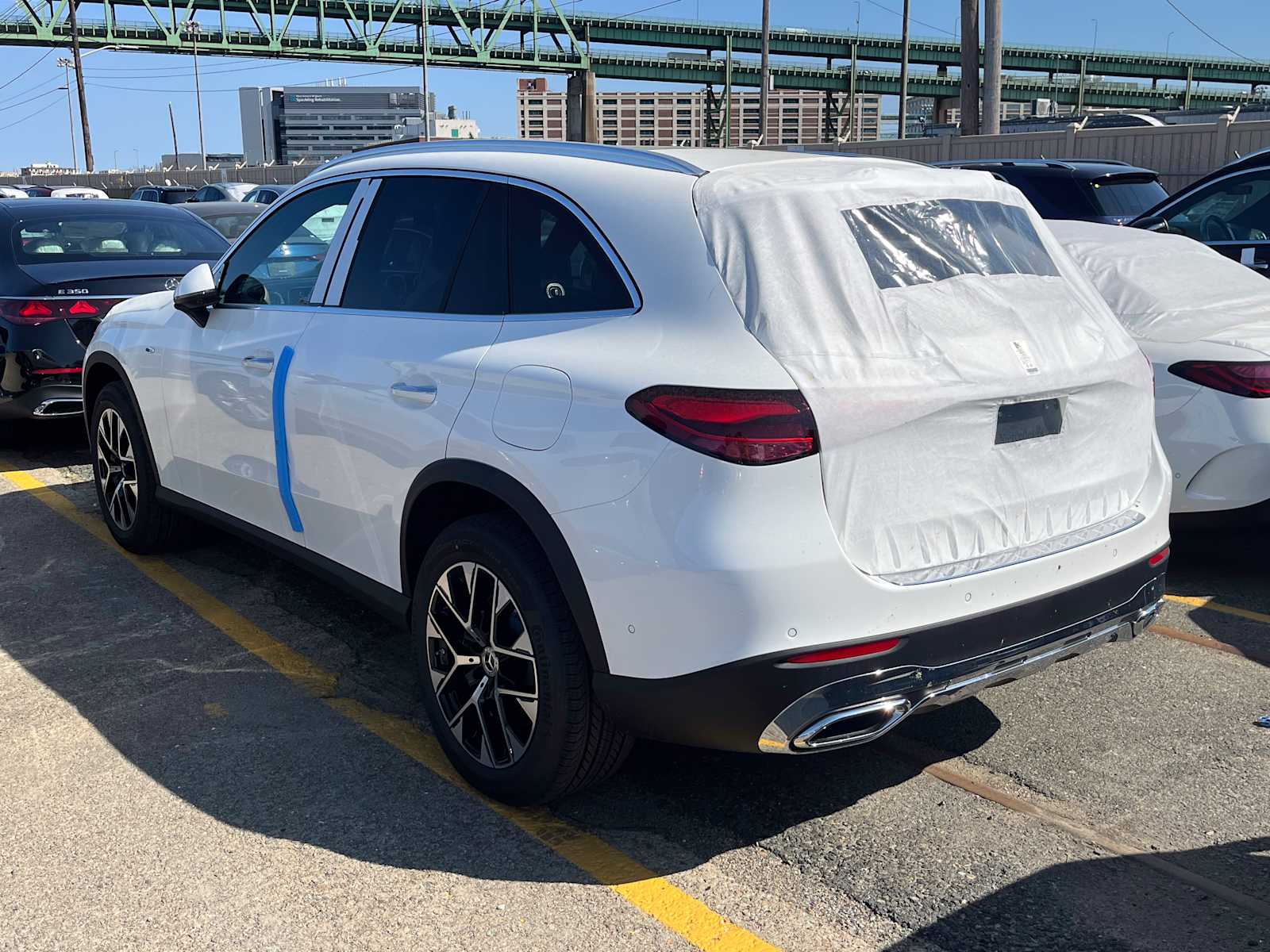 new 2025 Mercedes-Benz GLC 350e Plug-In Hybrid car