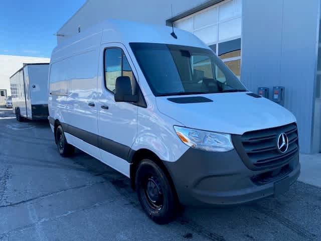 new 2025 Mercedes-Benz Sprinter car