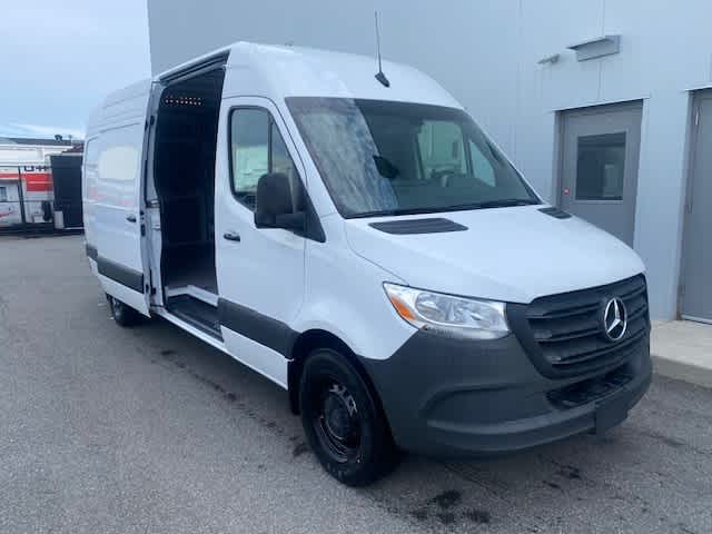 new 2024 Mercedes-Benz Sprinter car