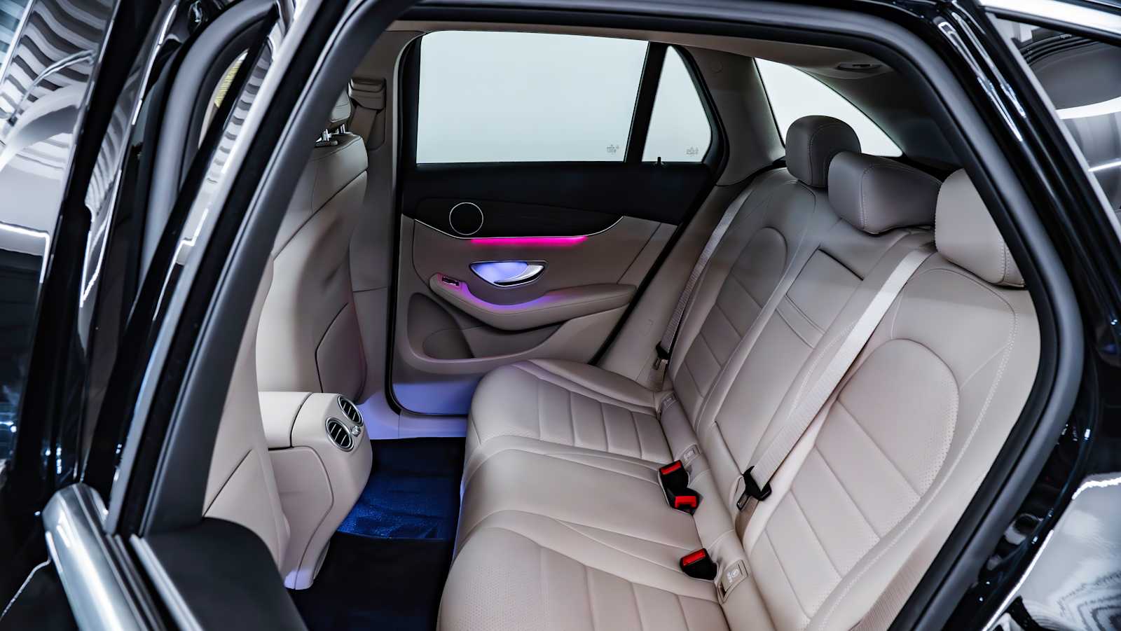 used 2022 Mercedes-Benz GLC 300 car, priced at $33,998