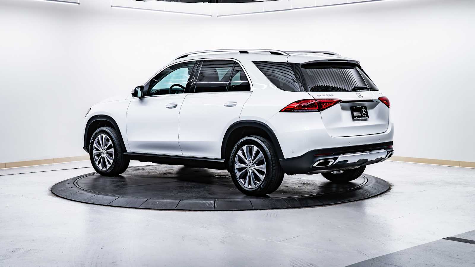 used 2022 Mercedes-Benz GLE 350 car, priced at $44,998