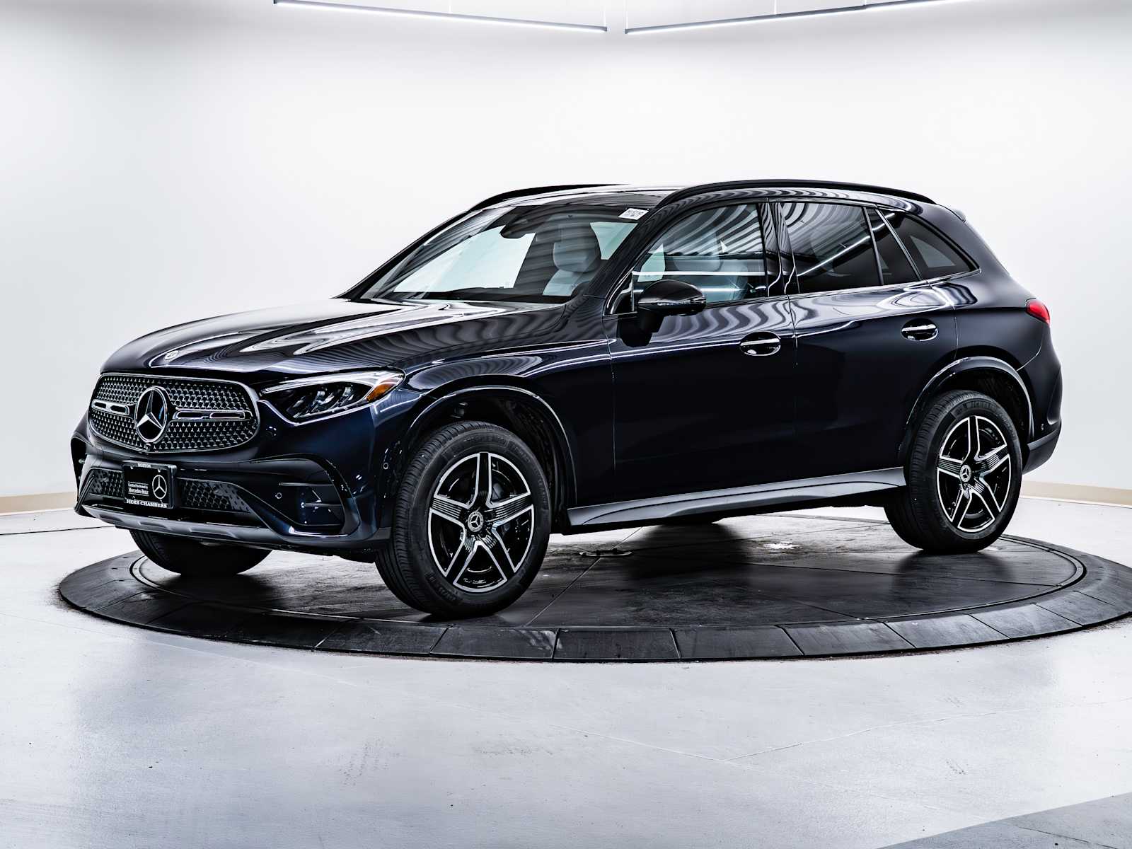 used 2023 Mercedes-Benz GLC 300 car, priced at $47,998