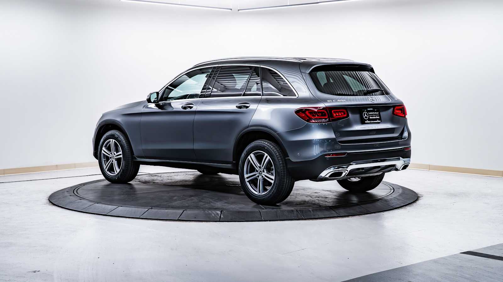 used 2022 Mercedes-Benz GLC 300 car, priced at $34,998