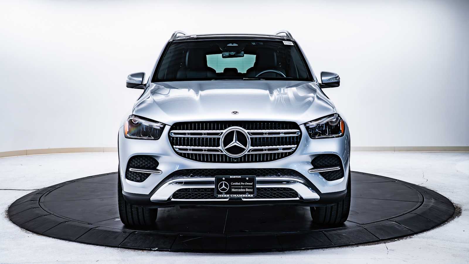 used 2024 Mercedes-Benz GLE 350 car, priced at $55,998