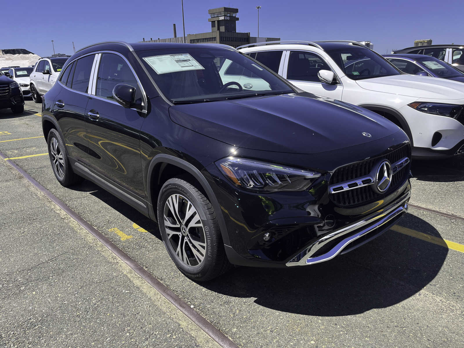 new 2025 Mercedes-Benz GLA 250 car