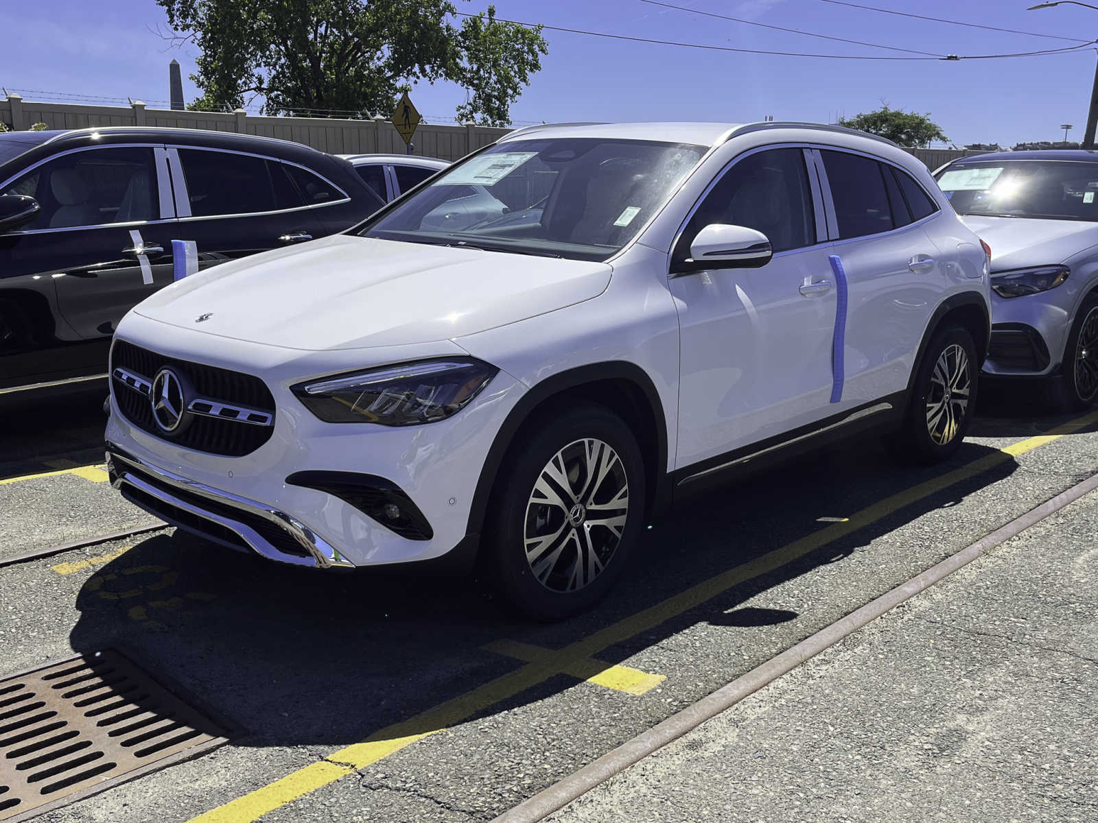 new 2025 Mercedes-Benz GLA 250 car