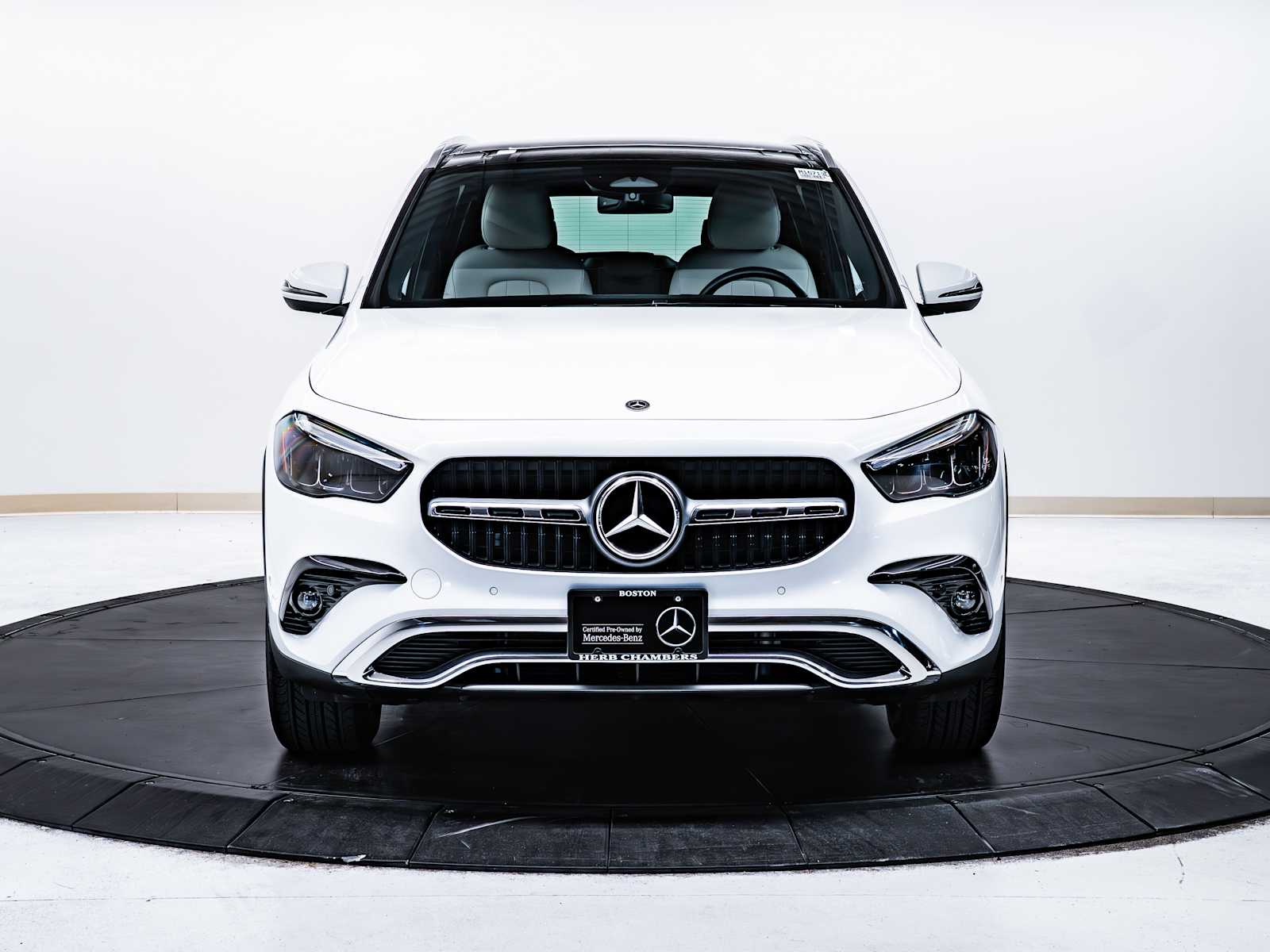 used 2025 Mercedes-Benz GLA 250 car, priced at $40,998