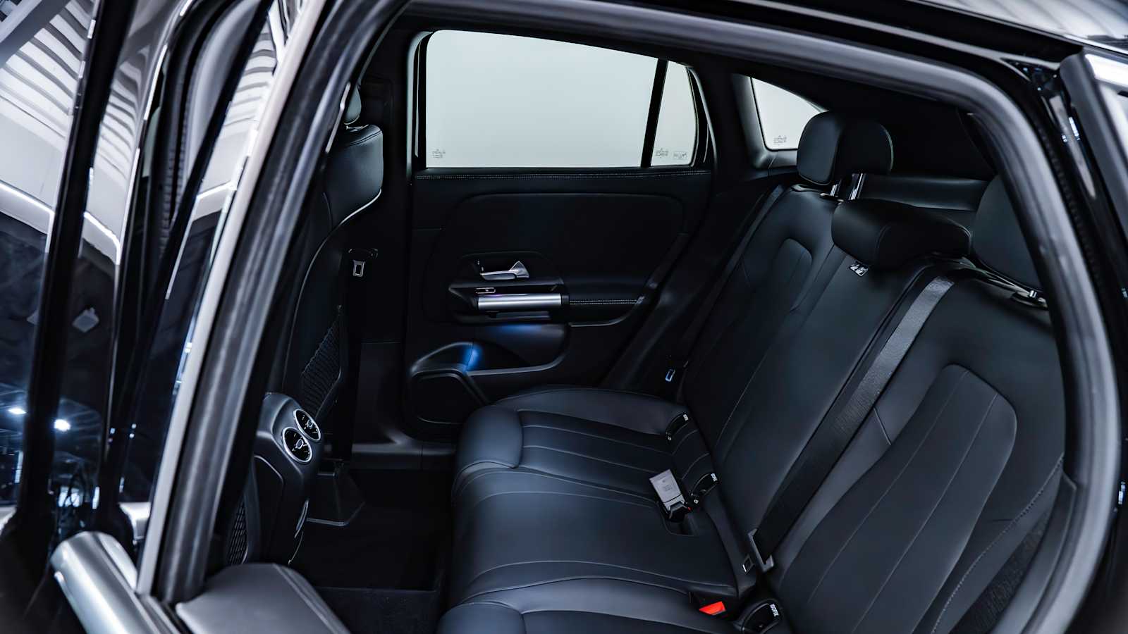 used 2025 Mercedes-Benz GLA 250 car, priced at $43,498