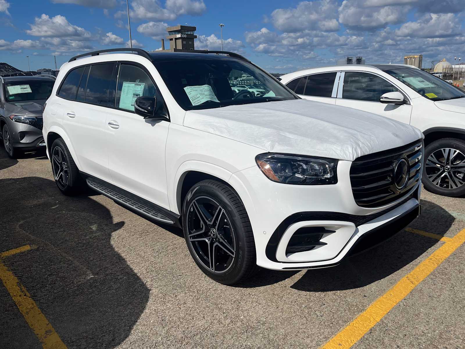 new 2025 Mercedes-Benz GLS 450 car