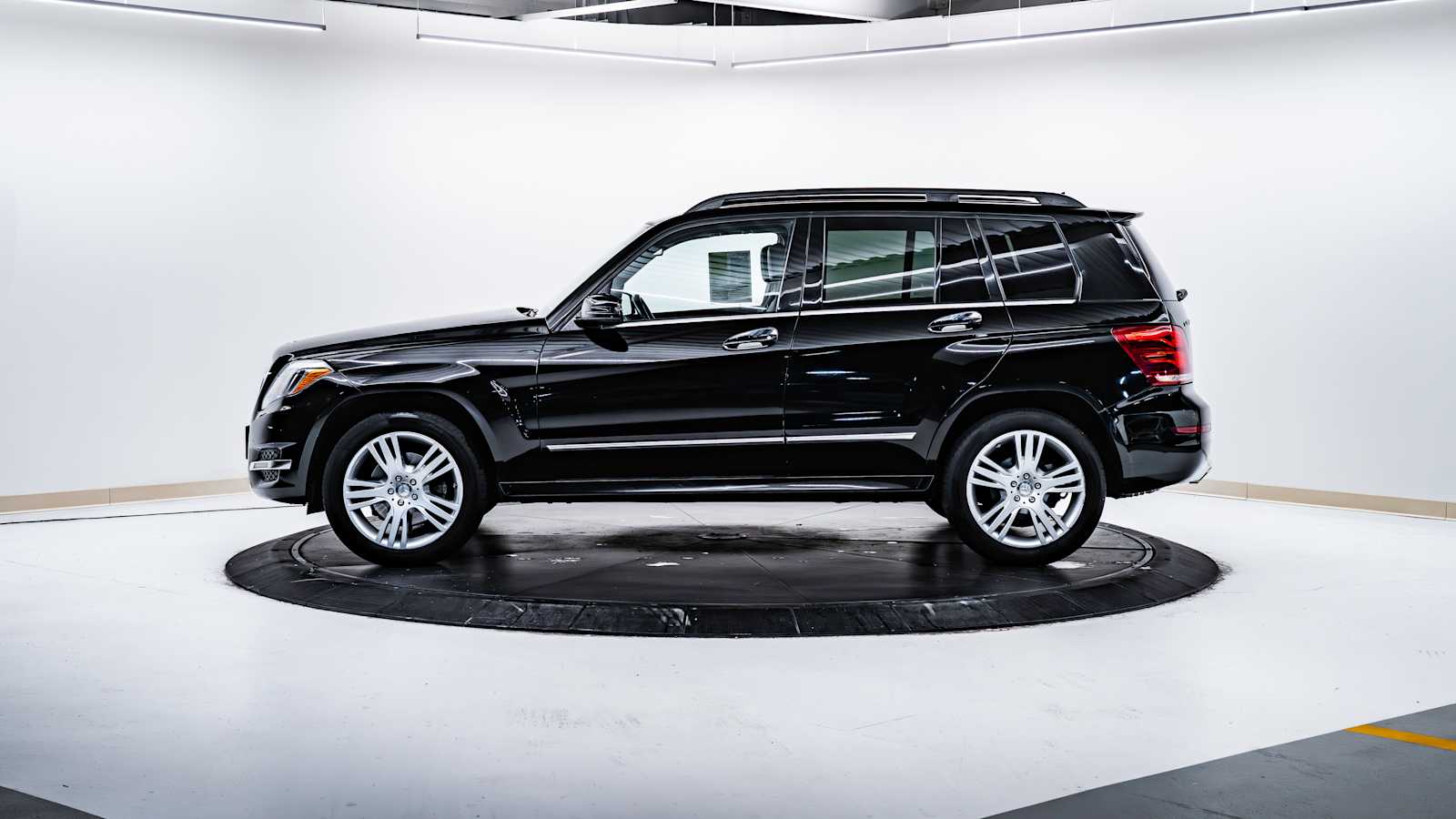 used 2014 Mercedes-Benz GLK car, priced at $12,798