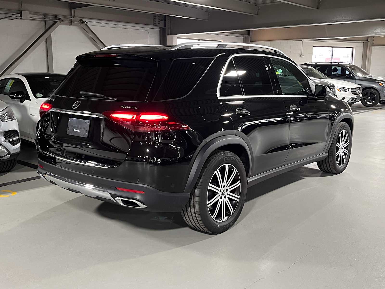 new 2025 Mercedes-Benz GLE 450 car