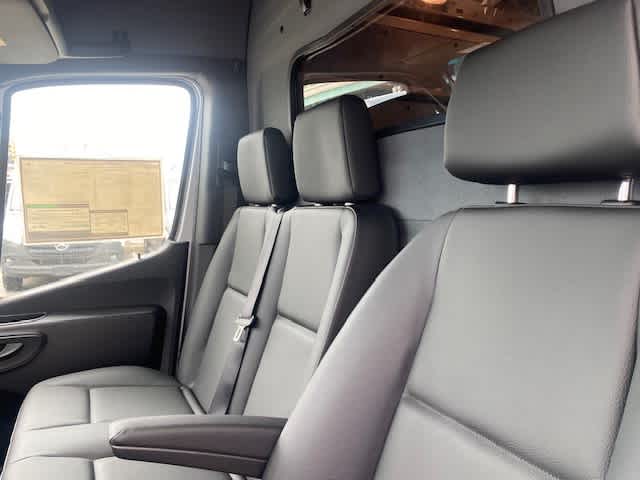 new 2024 Mercedes-Benz eSprinter car