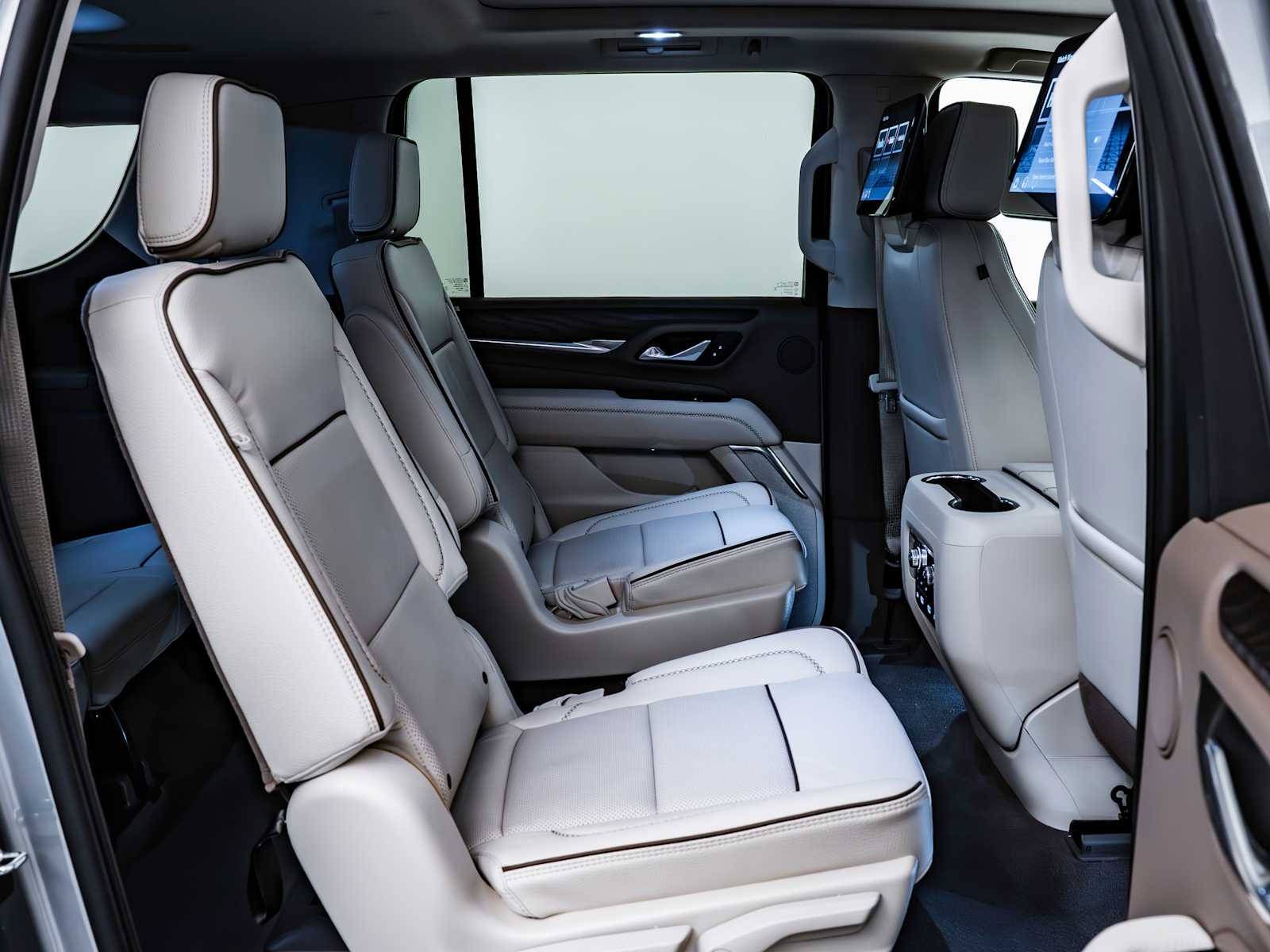 used 2023 GMC Yukon XL car, priced at $66,998