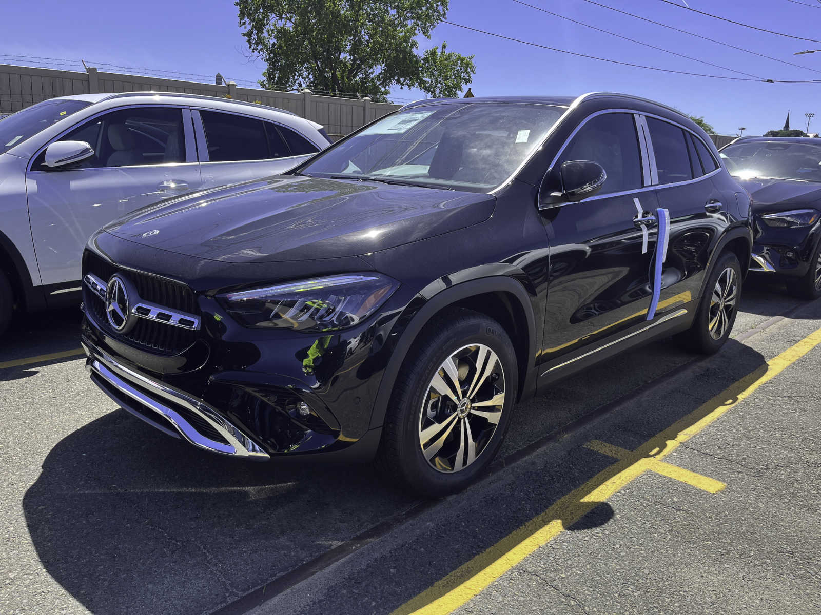 new 2025 Mercedes-Benz GLA 250 car