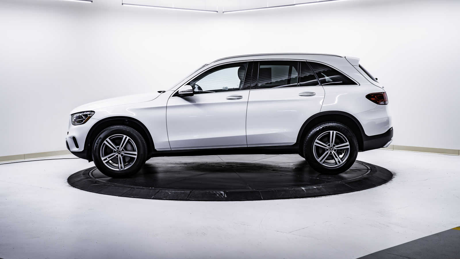 used 2020 Mercedes-Benz GLC 300 car, priced at $26,998