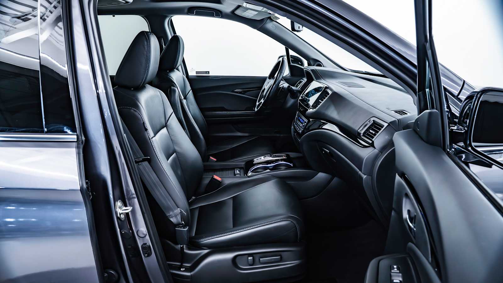 used 2020 Honda Pilot car, priced at $24,898