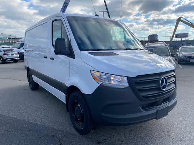 new 2025 Mercedes-Benz Sprinter car