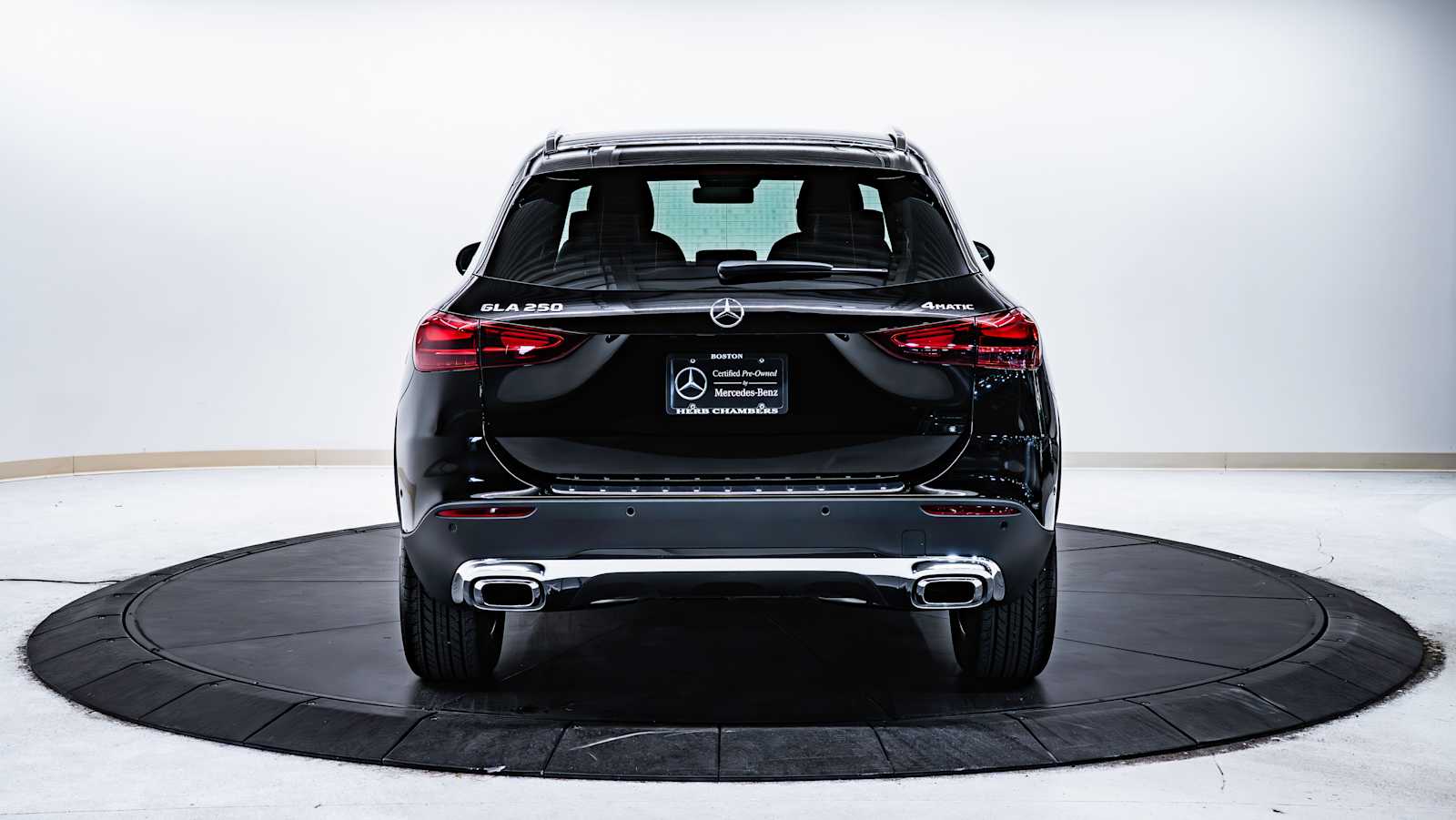 used 2025 Mercedes-Benz GLA 250 car, priced at $43,888