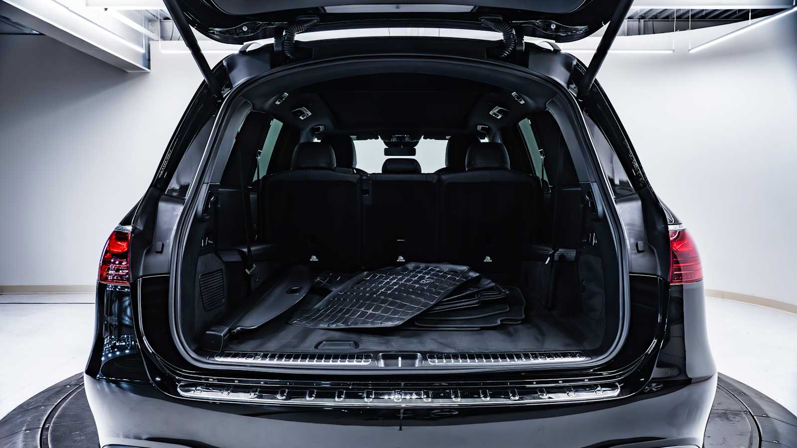 used 2025 Mercedes-Benz GLS 450 car, priced at $87,398