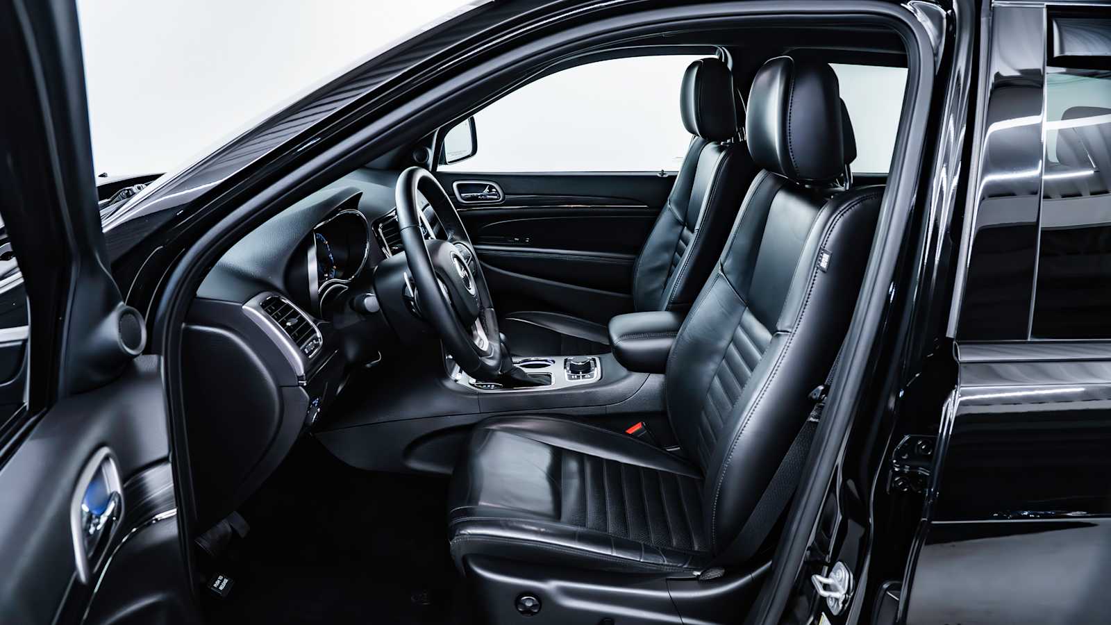 used 2019 Jeep Grand Cherokee car, priced at $25,998