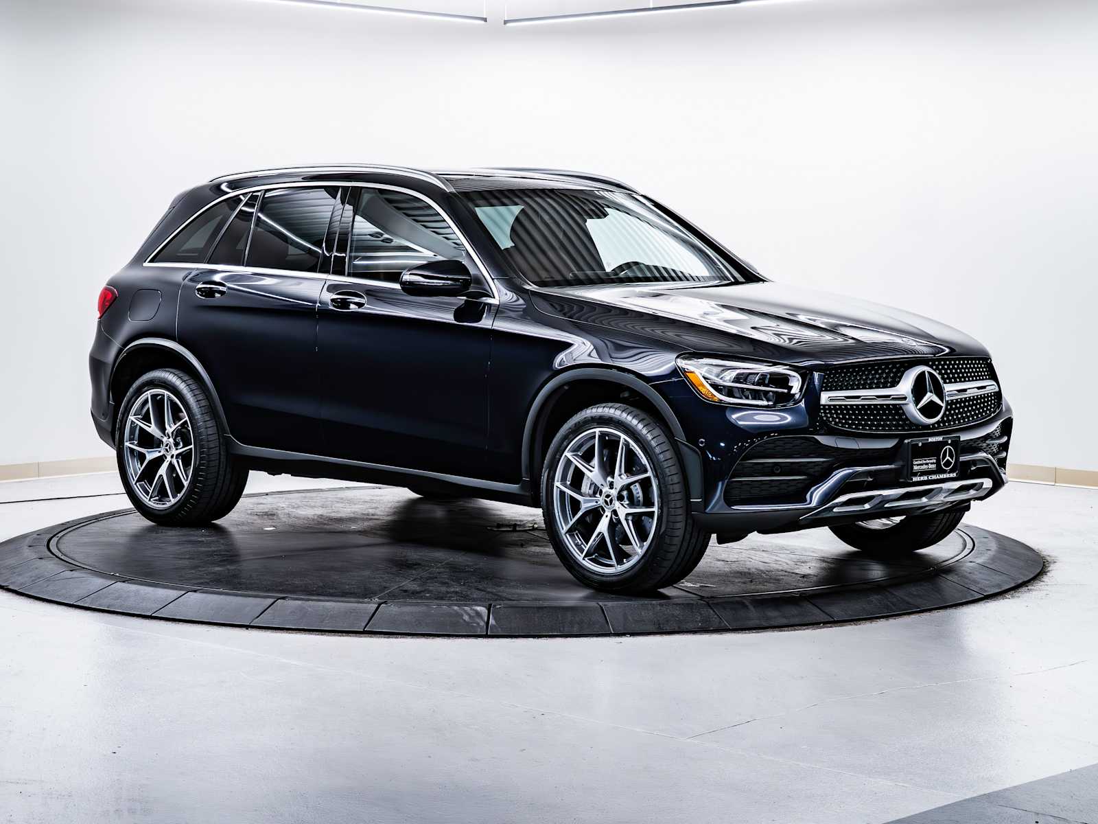 used 2022 Mercedes-Benz GLC 300 car, priced at $35,998