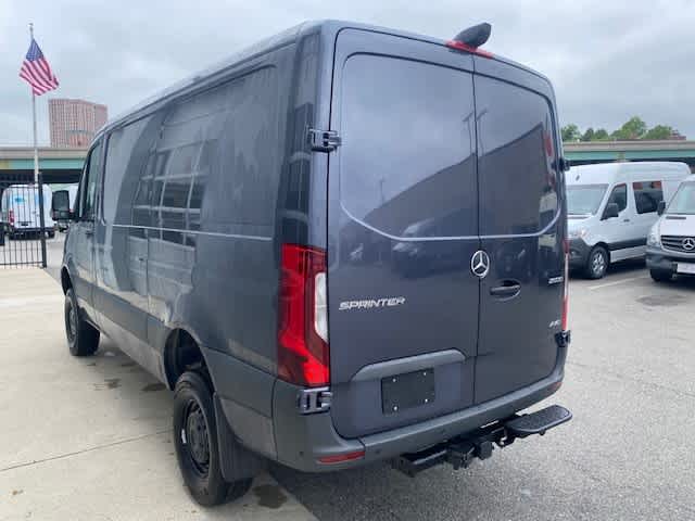 new 2025 Mercedes-Benz Sprinter car