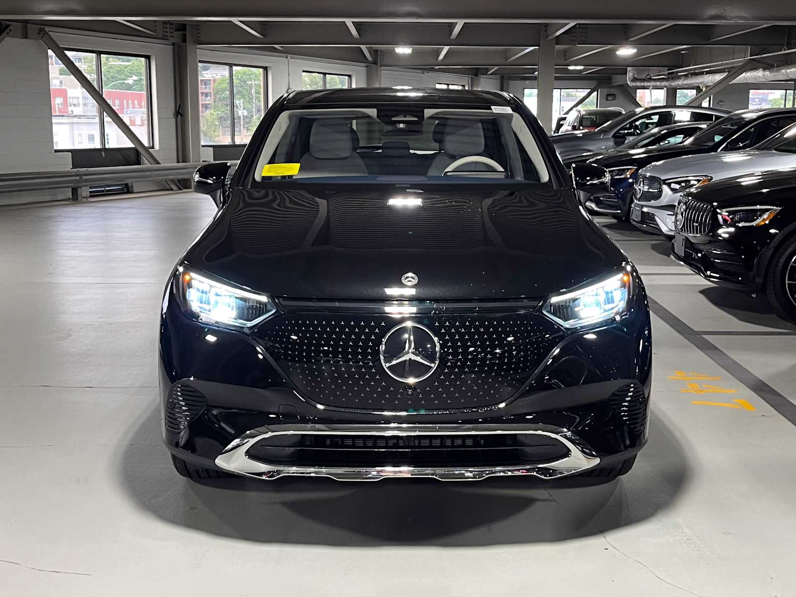new 2025 Mercedes-Benz EQE 350 car