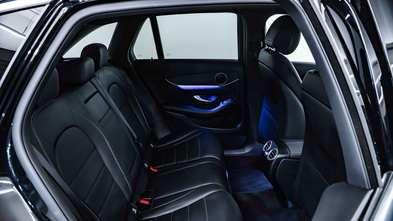 used 2022 Mercedes-Benz GLC 300 car, priced at $35,998