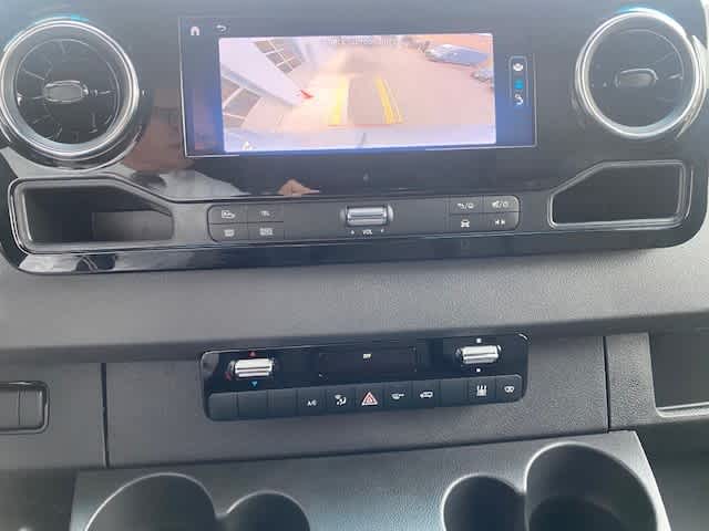 new 2024 Mercedes-Benz eSprinter car