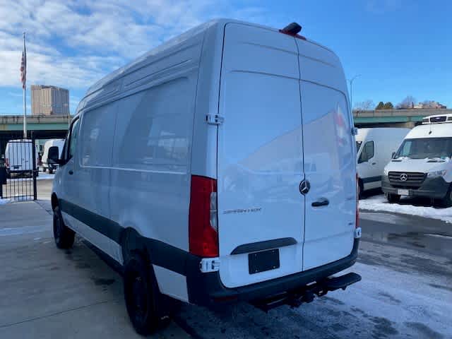 new 2025 Mercedes-Benz Sprinter car