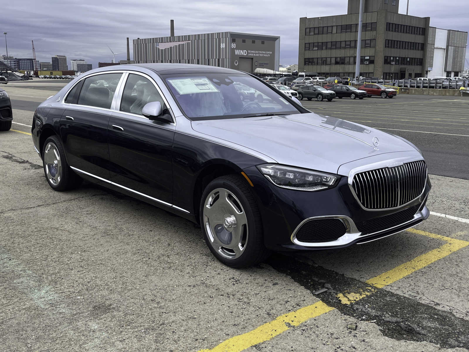 new 2024 Mercedes-Benz Maybach S 580 car