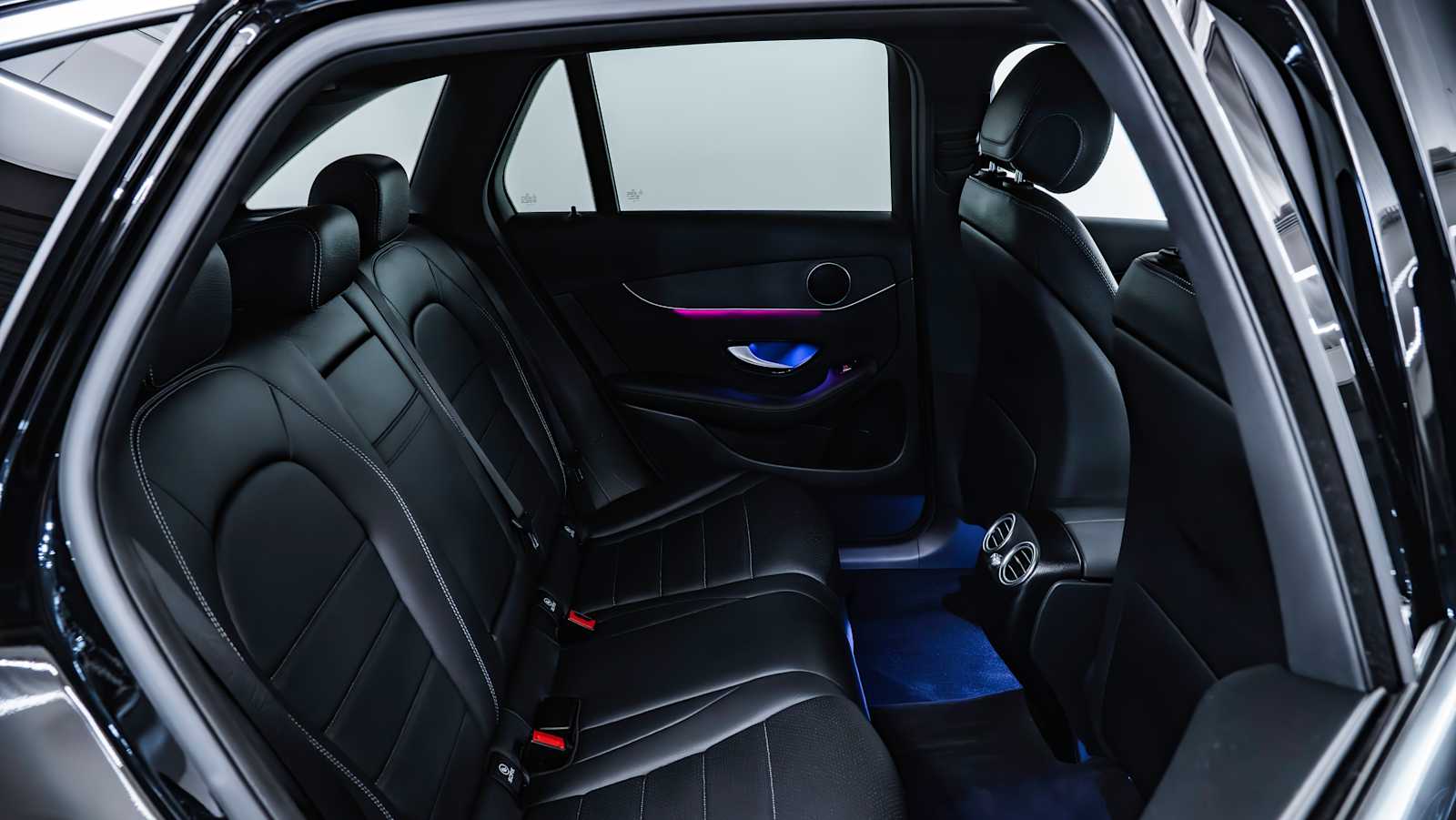 used 2022 Mercedes-Benz GLC 300 car, priced at $35,998