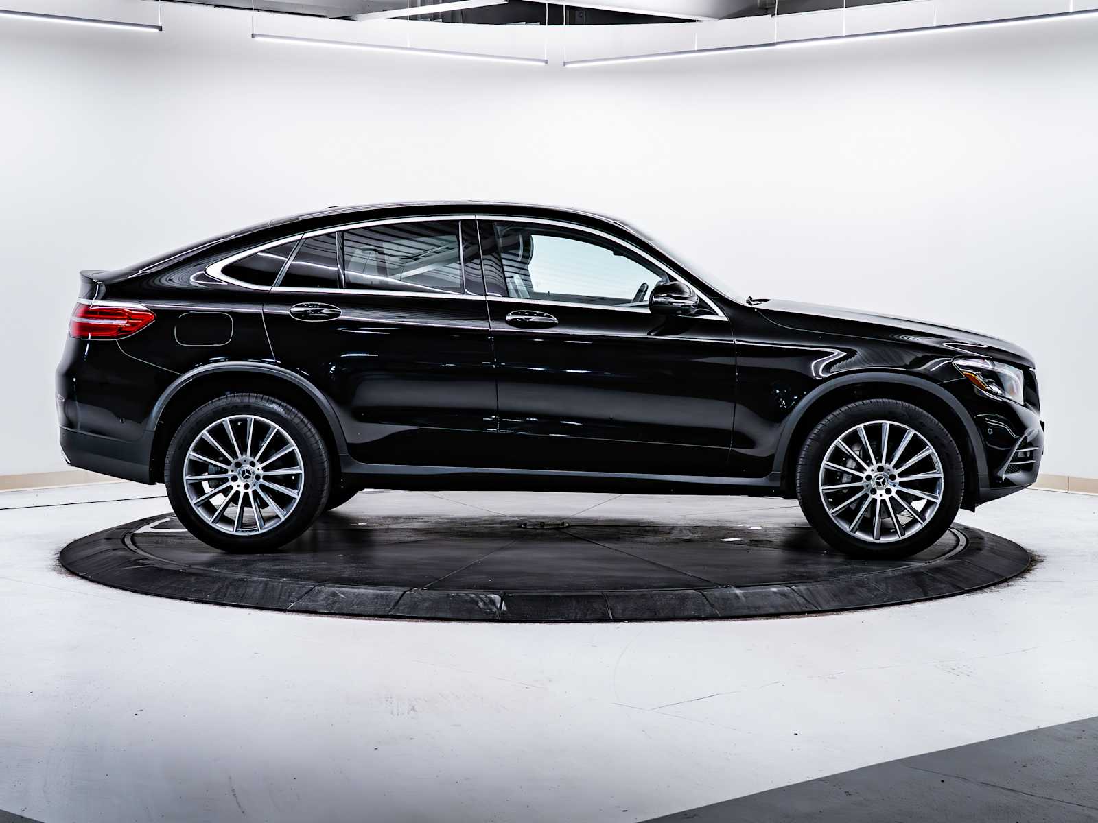 used 2019 Mercedes-Benz GLC 300 car, priced at $22,998