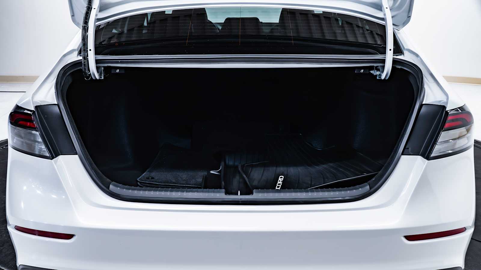 used 2024 Honda Accord Hybrid car, priced at $30,998