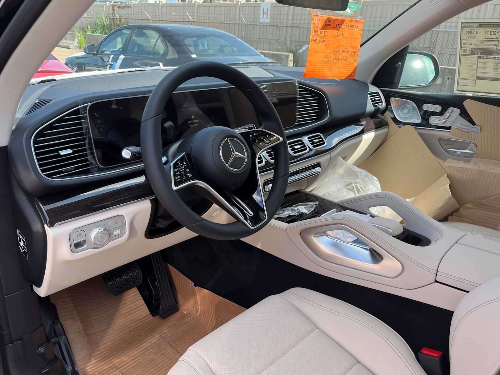 new 2025 Mercedes-Benz GLE 450e car