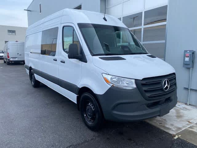 new 2025 Mercedes-Benz Sprinter car