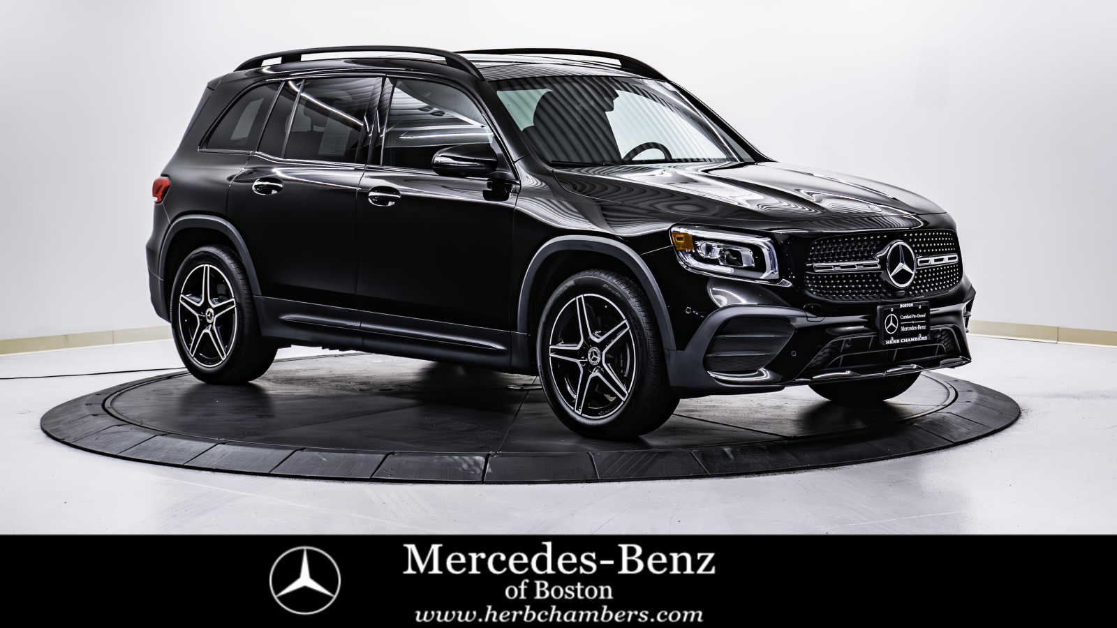 used 2020 Mercedes-Benz GLB 250 car, priced at $35,998